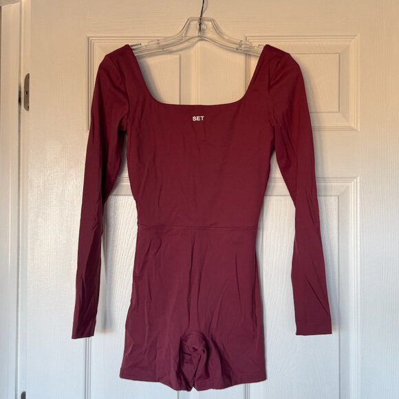 SET ACTIVE SPORTBODY™ LONG SLEEVE SHORTYSUIT IN CANYON - Picture 2 of 4